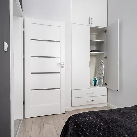 Apart D&k Free Parking Aleja Prymasa Tysiaclecia 83a Apartment Warsaw