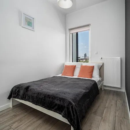 Apart D&k Free Parking Aleja Prymasa Tysiaclecia 83a Apartman