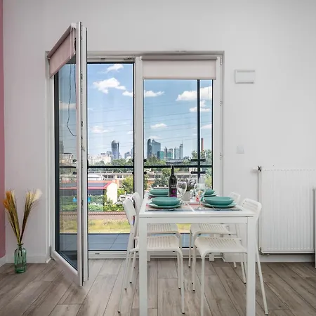 Apart D&k Free Parking Aleja Prymasa Tysiaclecia 83a Varsó